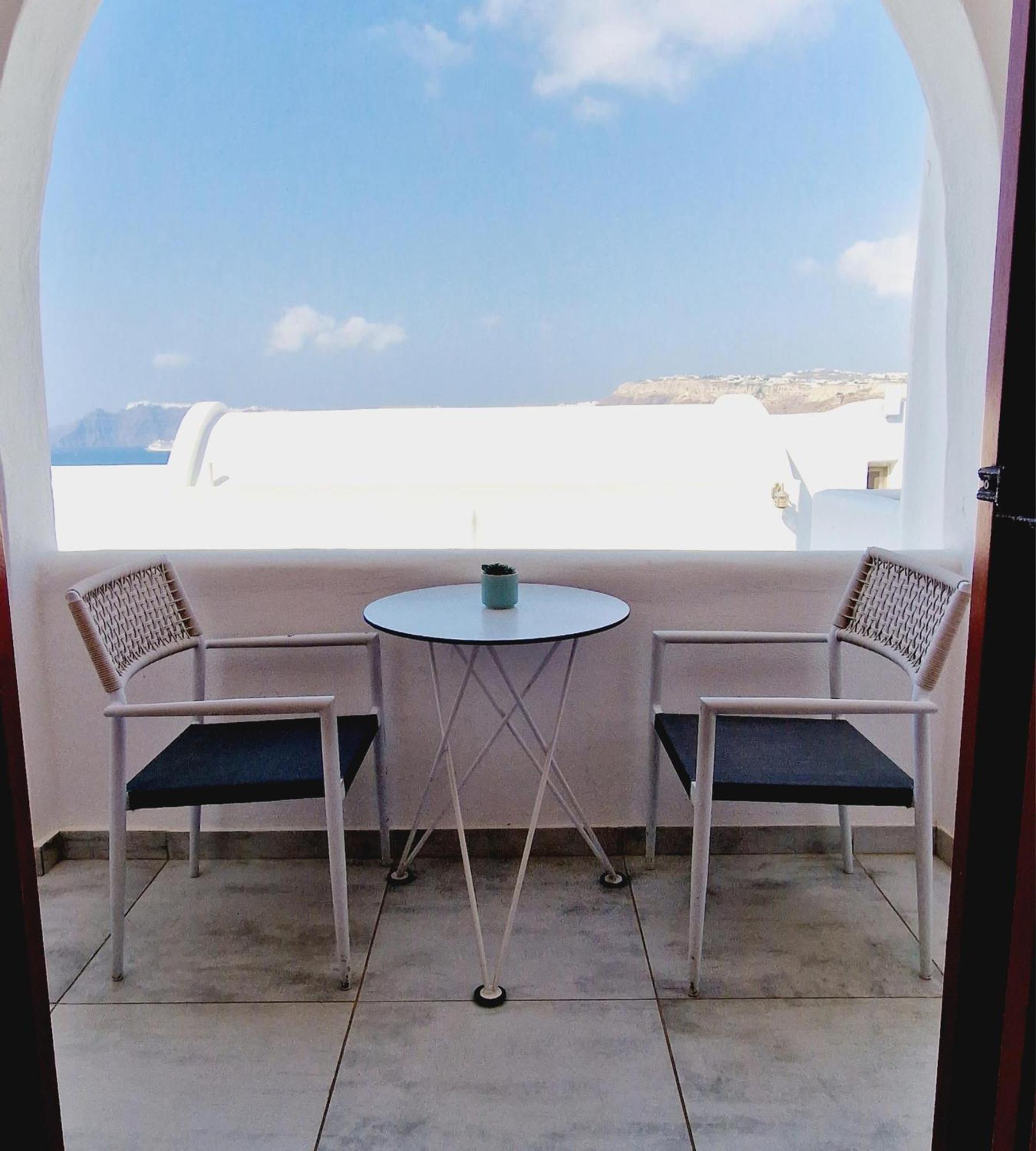 Santorini View Hotel อาโกรตีรี ภายนอก รูปภาพ