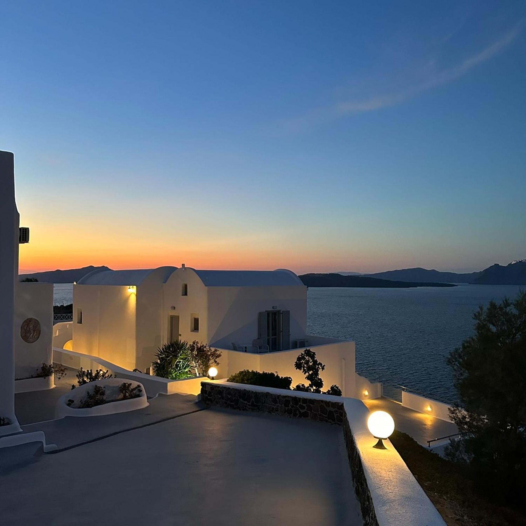 Santorini View Hotel อาโกรตีรี ภายนอก รูปภาพ